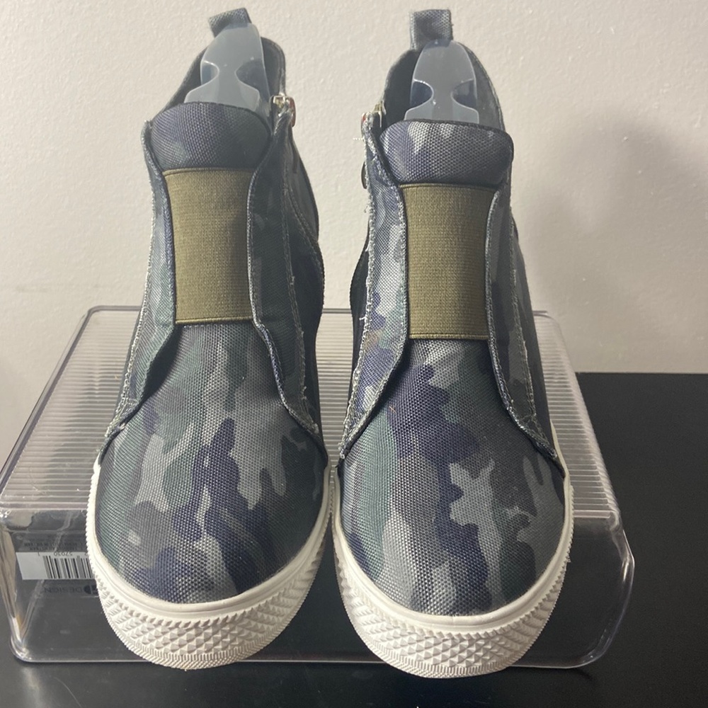 Jolimall wedge cameo sneakers